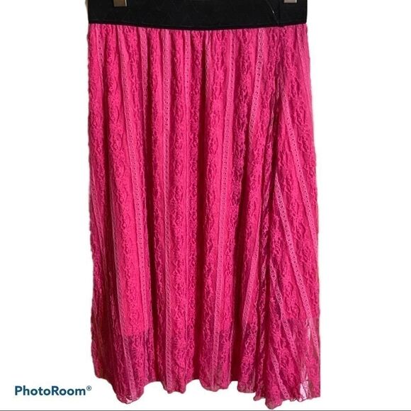 NWT Women’s LuLaRoe Lola bright pink lace skirt Size S - Picture 1 of 6